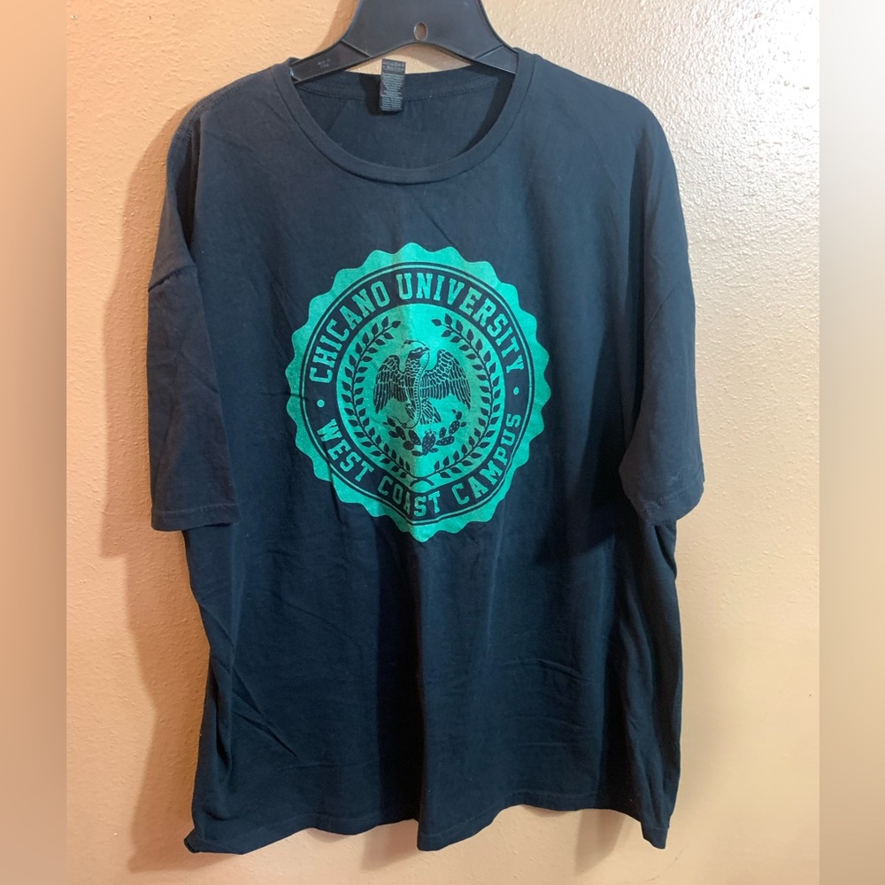 Chicano University Black Graphic T-Shirt - XXL